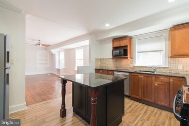 110 Elm Ave, Ardmore, PA 19003 - photo 5