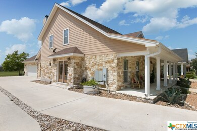 2253 Gruene Lake Dr, New Braunfels, TX 78130 - photo 4