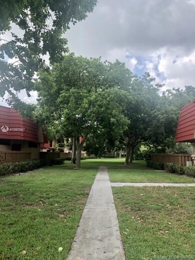 8183 Severn Dr unit C, Boca Raton, FL 33433 - photo 2