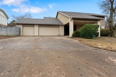 404 Timber Ridge Rd, Edmond, OK 73034 - photo 3