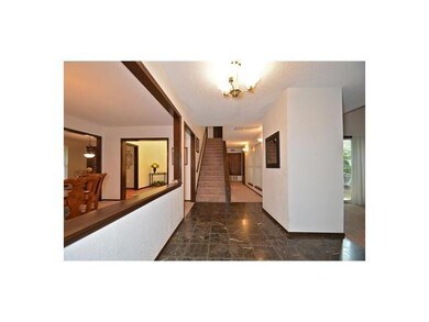 2328 NW 121st St, Oklahoma City, OK 73120 - photo 3