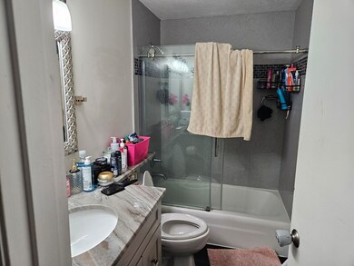 16 Williamsburg Ct unit 23, Shrewsbury, MA 01545 - photo 2