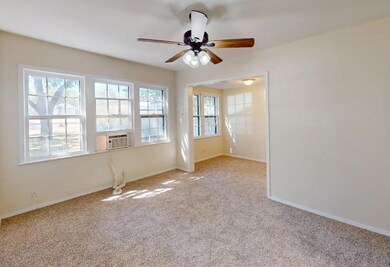 224 W Hull St unit B, Denison, TX 75020 - photo 6