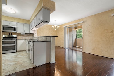 14515 Wunderlich Dr unit 708, Houston, TX 77069 - photo 6