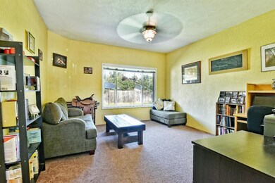 1804 Cottonwood Dr unit 1, Central Point, OR 97502 - photo 7