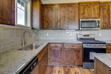 4832 SW Zenith Ave, Redmond, OR 97756 - photo 6