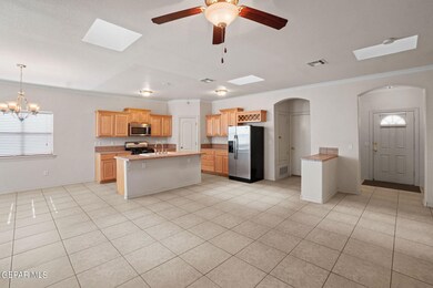 14263 Desert Sunset Dr, Horizon City, TX 79928 - photo 6