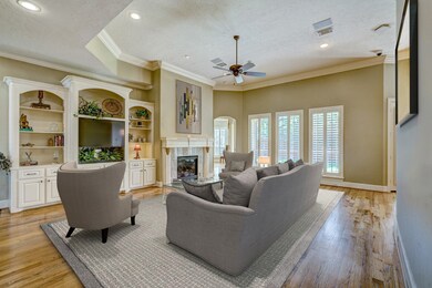 1609 Glourie Dr, Houston, TX 77055 - photo 7