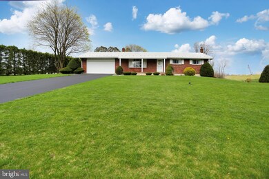 394 Allendale Rd, Shoemakersville, PA 19555 - photo 2