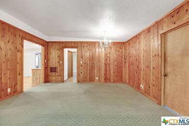 743 Albert St, New Braunfels, TX 78130 - photo 6