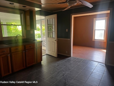 99 W Bridge St, Saugerties, NY 12477 - photo 3