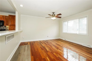 1212 NW 67th St, Kansas City, MO 64118 - photo 2