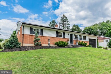 551 Old Orchard Ln, Camp Hill, PA 17011 - photo 2
