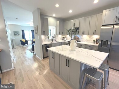 22018 Box Car Square, Sterling, VA 20166 - photo 7