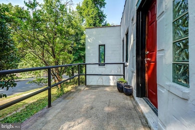 4029 8th St S, Arlington, VA 22204 - photo 3