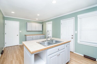13207 Logan Ln, Lenexa, KS 66215 - photo 6