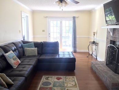 2321 Woodridge Dr, Winterville, NC 28590 - photo 4