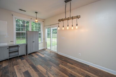 162CharlesBGibsonBlvd011