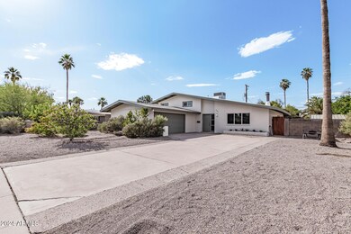 FRONT OF HOME FACING WEST.1