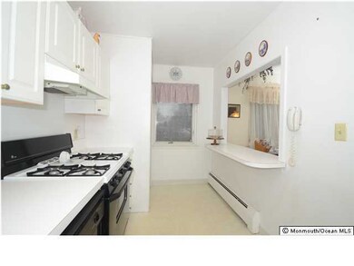 198 Manor E, Red Bank, NJ 07701 - photo 4