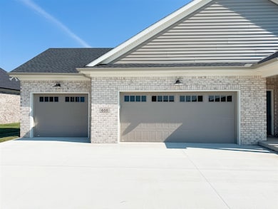 605 Thoroughbred Way, Franklin, KY 42134 - photo 2