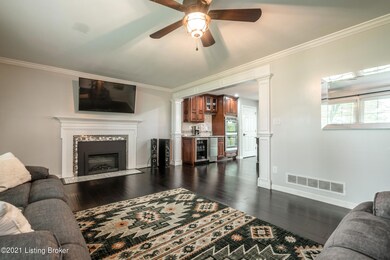 7218 Billtown Road-28