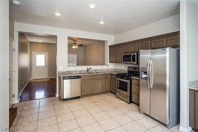 6072 Alameda Padre Ave, Las Vegas, NV 89139 - photo 5