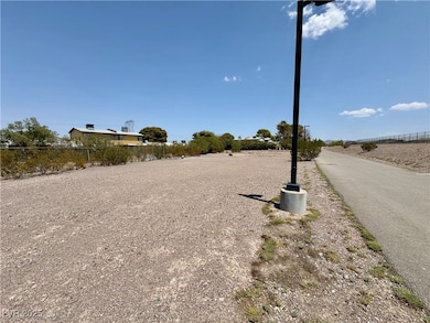 UPRR Trail runs parallel to paracel
