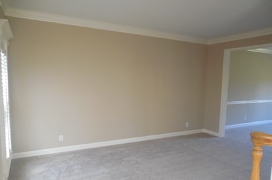 812 Leverenz Rd, Naperville, IL 60565 - photo 2