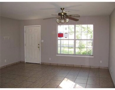 402 E Union St, Rogers, AR 72756 - photo 2