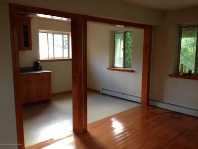 18 Harbor View Ct unit 158, Staten Island, NY 10301 - photo 2