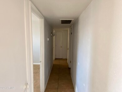 2534 N 48th Dr, Phoenix, AZ 85035 - photo 6