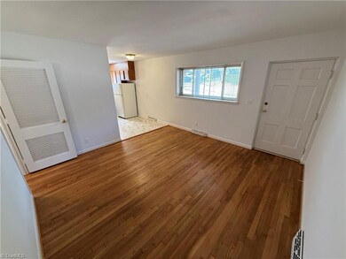 1610 W Northwest Blvd unit B, Winston Salem, NC 27104 - photo 3