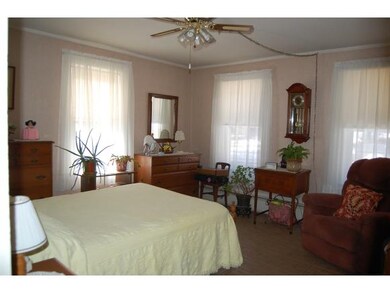 Bedroom, LR or office - unit 1