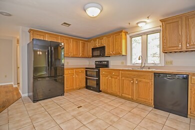 32 Miller St, Franklin, MA 02038 - photo 6