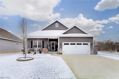 305 Alissa Ln, Canal Fulton, OH 44614 - photo 2