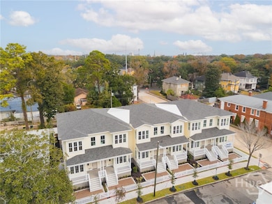 312 W 38th St, Savannah, GA 31401 - photo 2