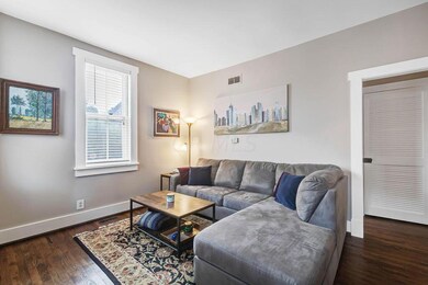 285 Alexander Alley, Columbus, OH 43206 - photo 3