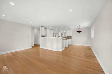 1722 Bonita Ave, Mount Prospect, IL 60056 - photo 3