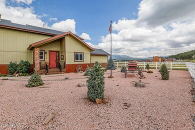 8326 W Roundup Trail-006