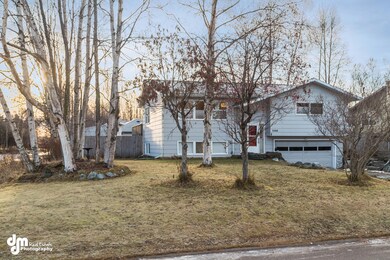 Exterior_Front Yard 4953-FULL