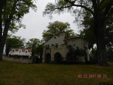 803 803 Charlotte Dr, Longview, TX 75601 - photo 2