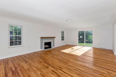 8608 Goldfinch Way, West Chester, OH 45069 - photo 7