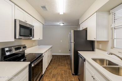 007-photo-kitchen-10475505