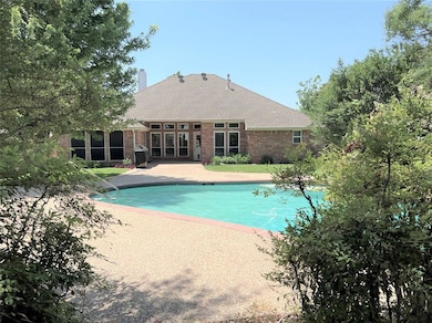 7004 Oak Hills Ct, North Richland Hills, TX 76182 - photo 4