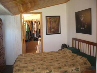 263 Lothrop St, Taunton, MA 02780 - photo 5