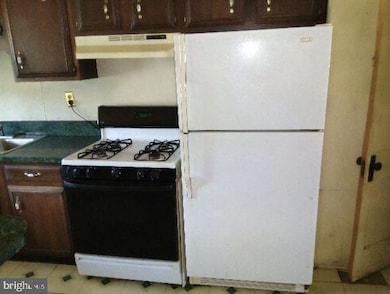 1043 Church St, Brooklyn, MD 21225 - photo 7