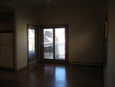 37 Regent St unit 3, Cambridge, MA 02140 - photo 2