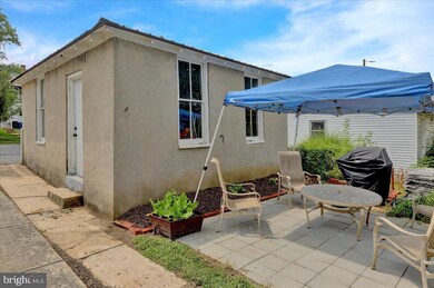 142 Washington St, Reading, PA 19607 - photo 5