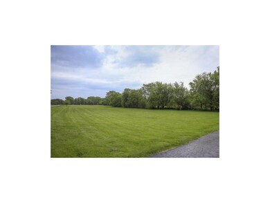 1405 Gore Rd, Raymore, MO 64083 - photo 3